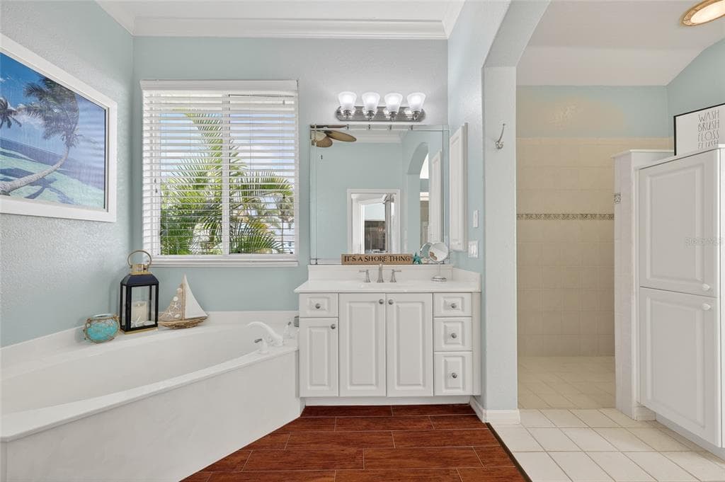 9348 SPRING CIRCLE photo 25