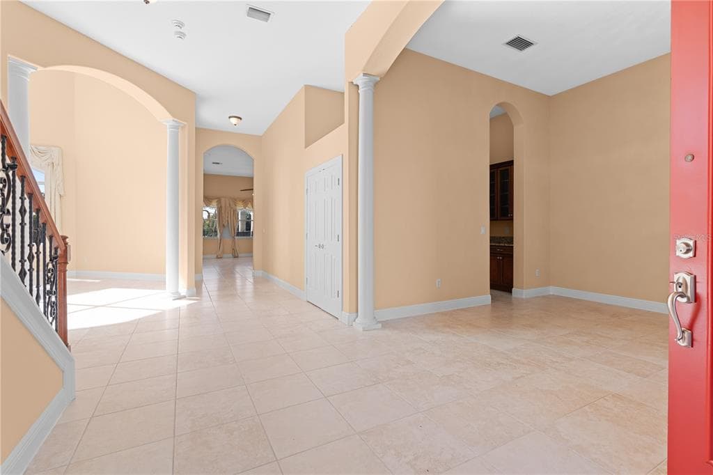 10603 CAYMAN ISLE COURT photo 12