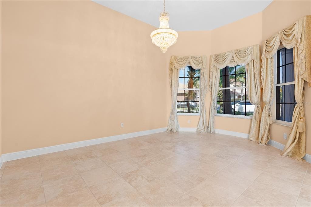 10603 CAYMAN ISLE COURT photo 15