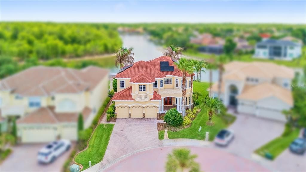 10603 CAYMAN ISLE COURT 4