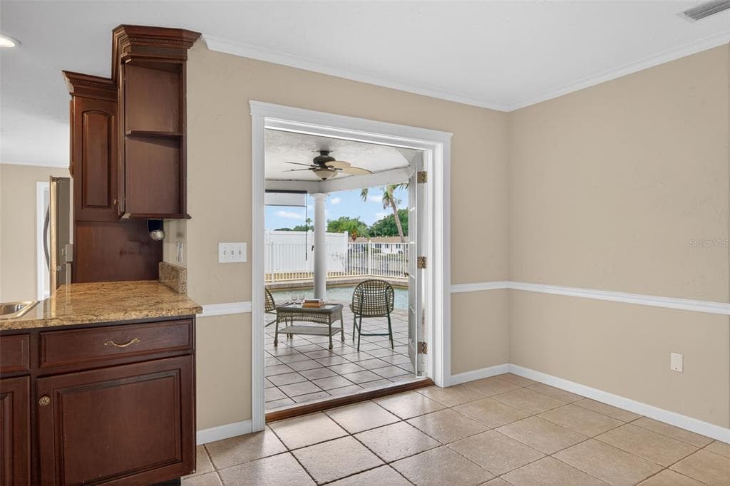 2555 CONSTITUTION BOULEVARD photo 13