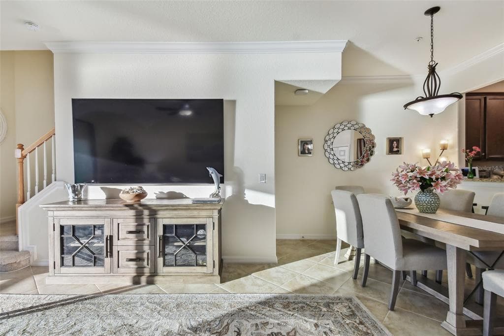 20252 LAGENTE CIRCLE photo 19