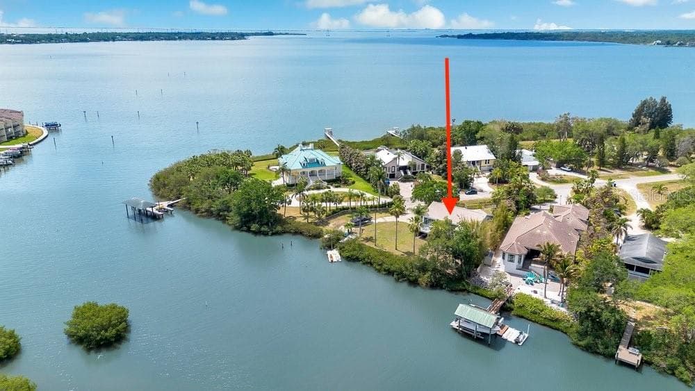3858 SHORE BOULEVARD photo 3