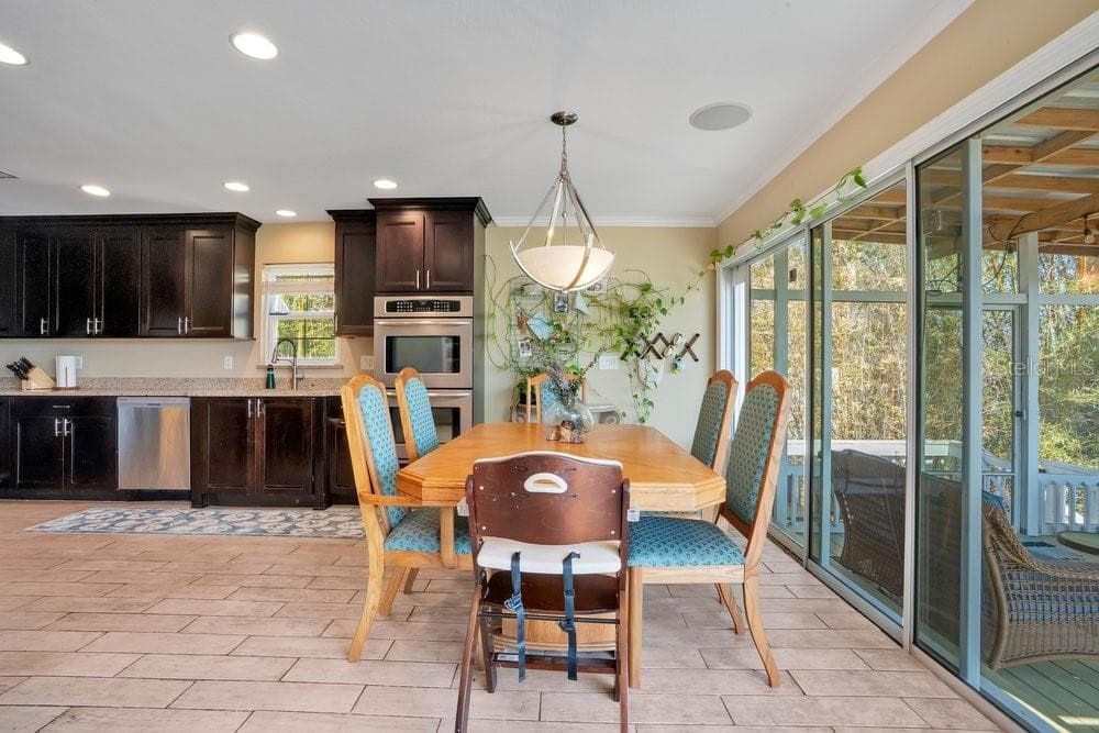 3858 SHORE BOULEVARD photo 18