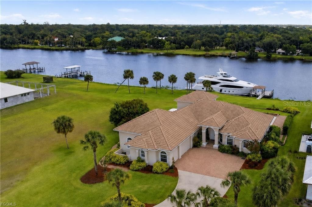 2504 CALOOSA SHORES DRIVE photo 1