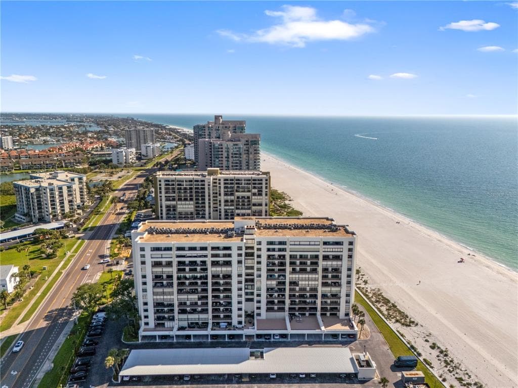 1460 GULF BOULEVARD 412 photo 9