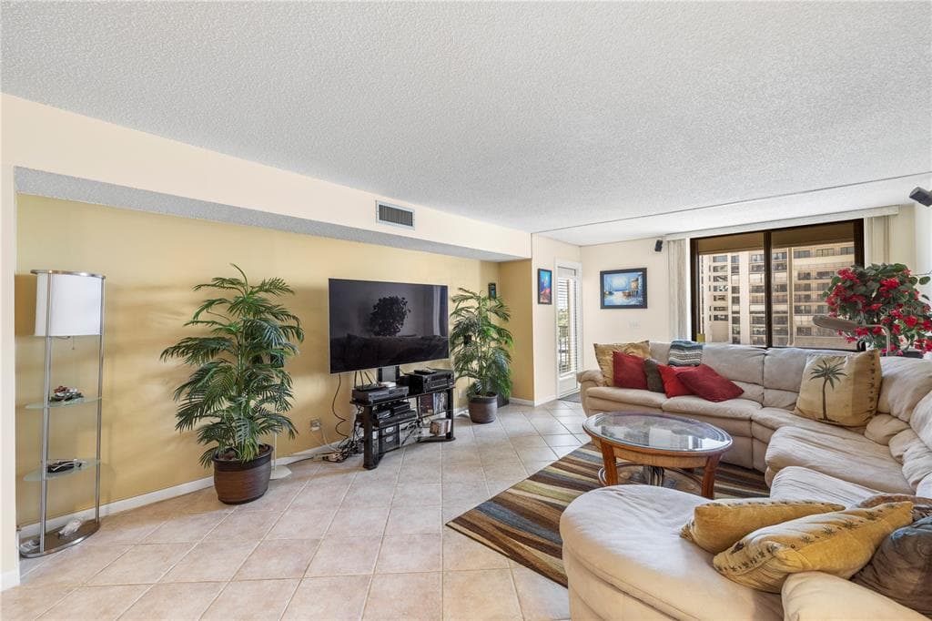 1460 GULF BOULEVARD 412 photo 24