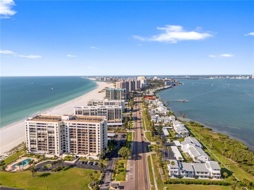 1460 GULF BOULEVARD 412 photo 8