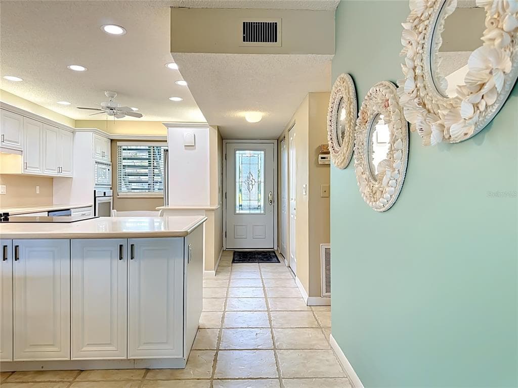 1515 PELICAN POINT DRIVE BA185 photo 21