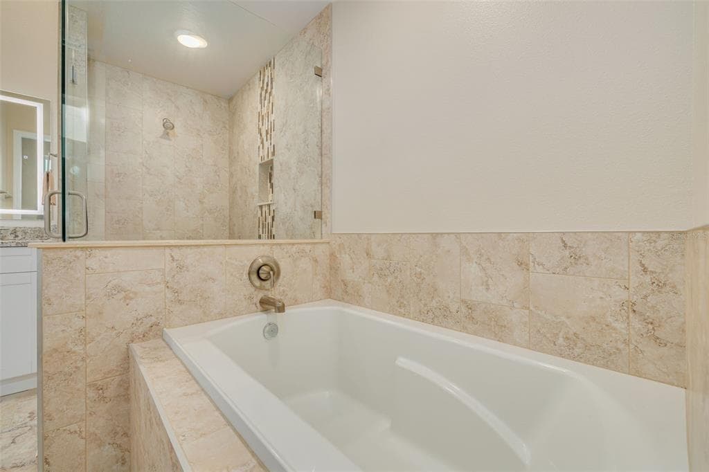 6291 SPOONBILL DRIVE photo 25