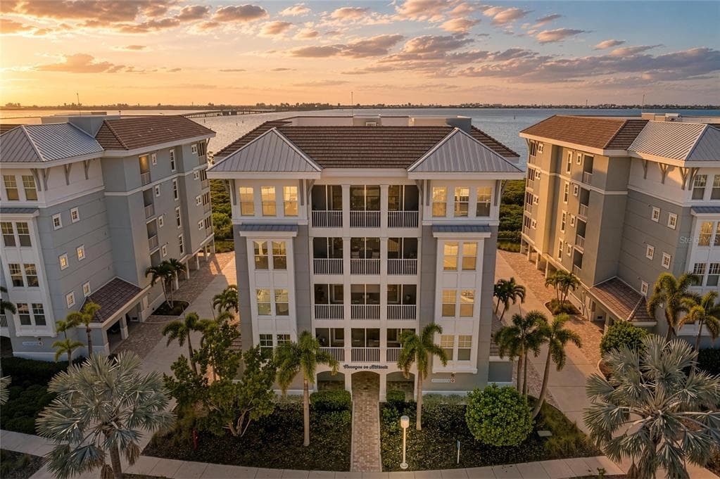 392 ARUBA CIRCLE 102 photo 1