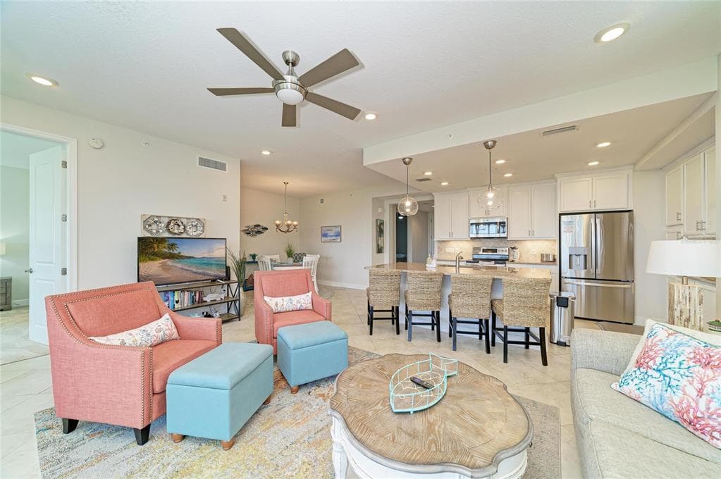 392 ARUBA CIRCLE 102 photo 24