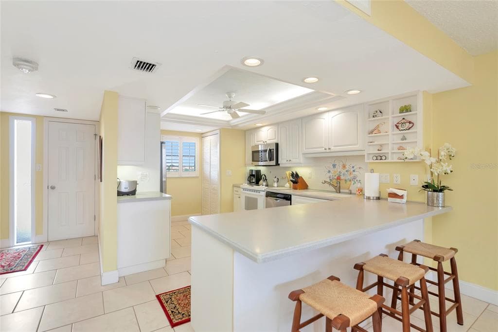 6480 MIDNIGHT PASS ROAD 503 photo 15