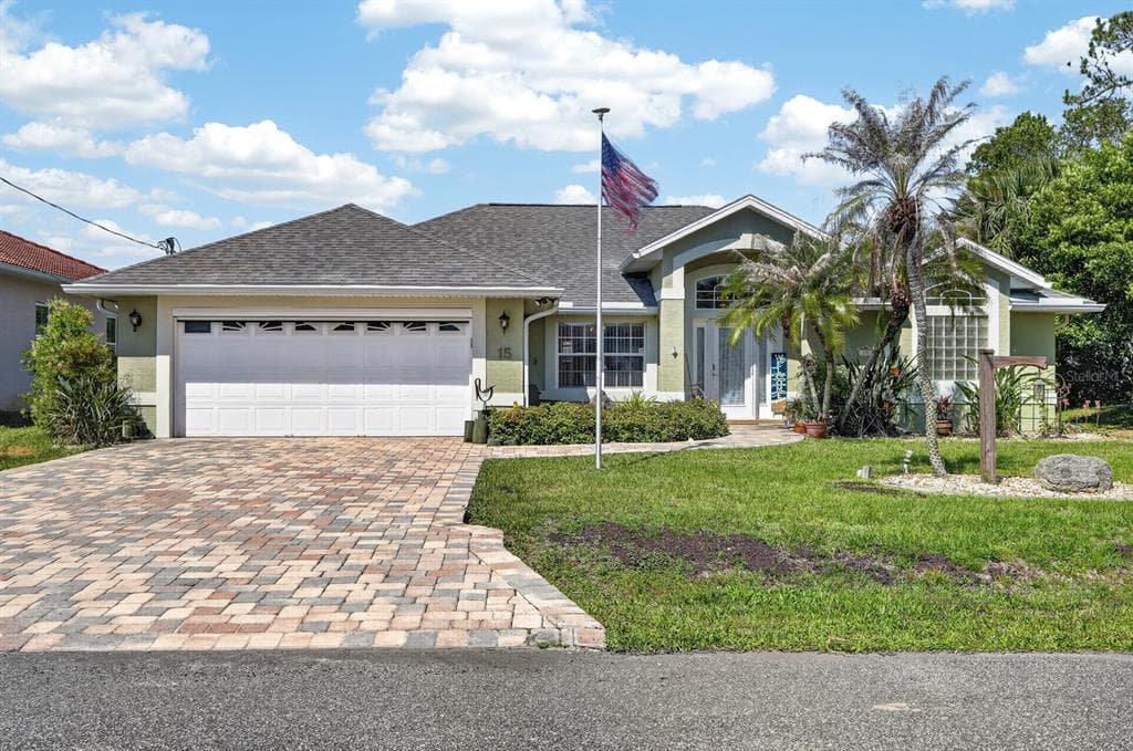 15 CRANDON COURT photo 2