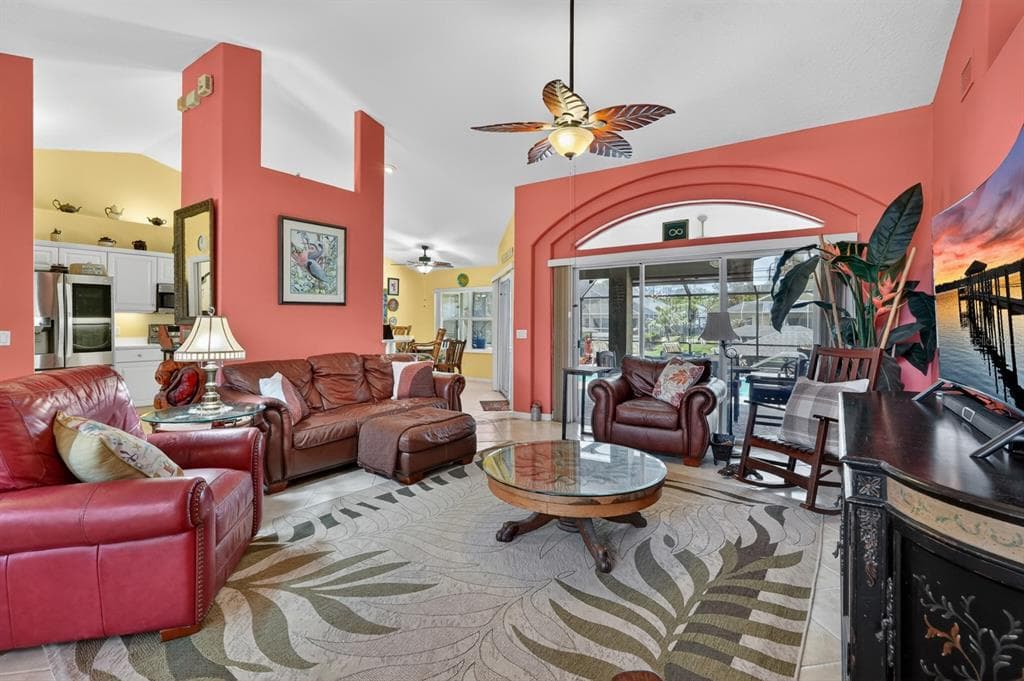 15 CRANDON COURT photo 13