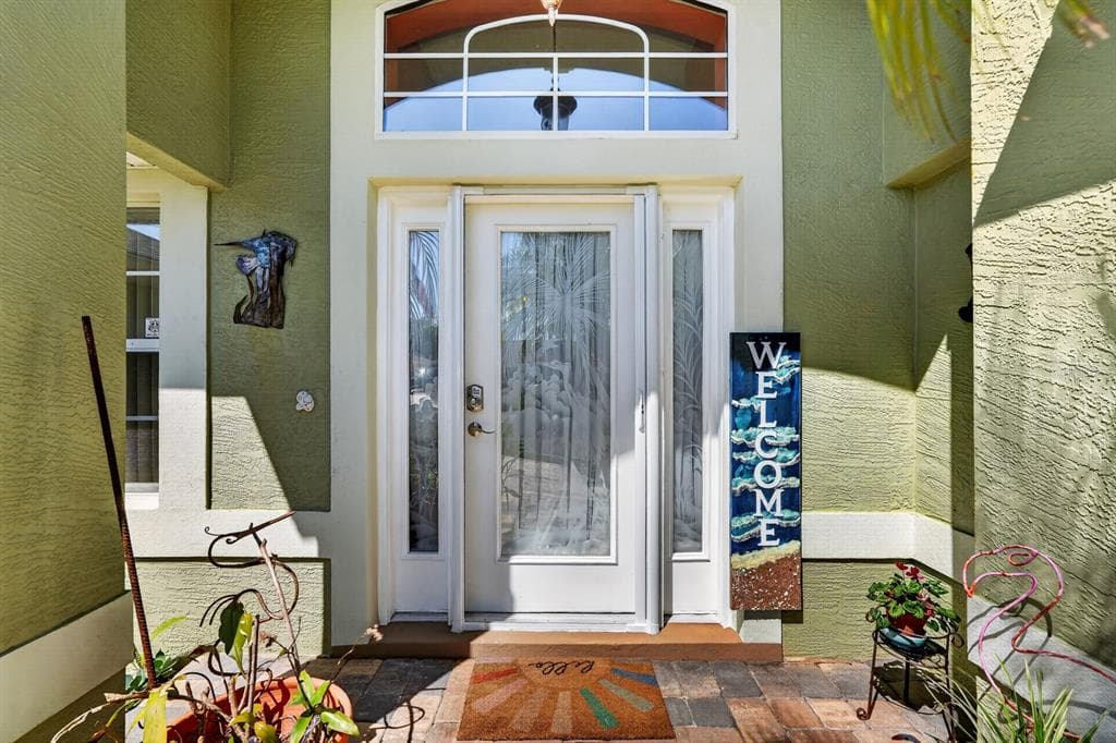 15 CRANDON COURT photo 10