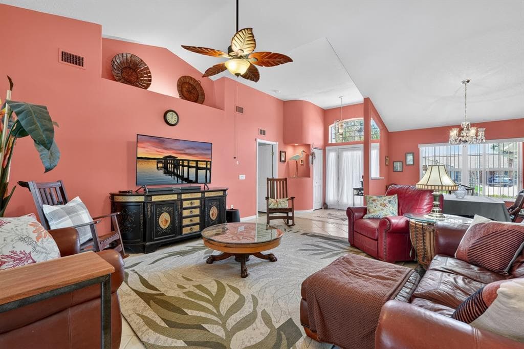 15 CRANDON COURT photo 15