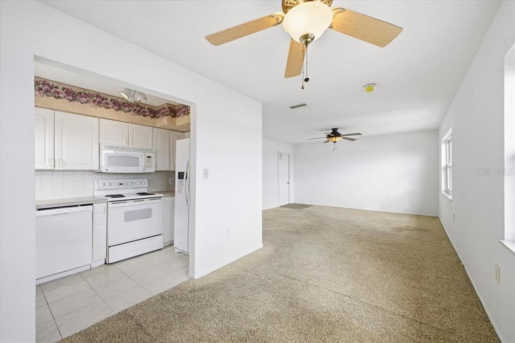 611 GULF DRIVE N C29 photo 9