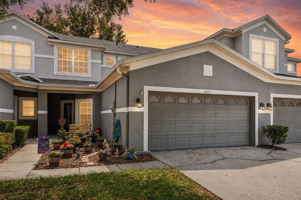 1422 TRAVERTINE TERRACE photo 1
