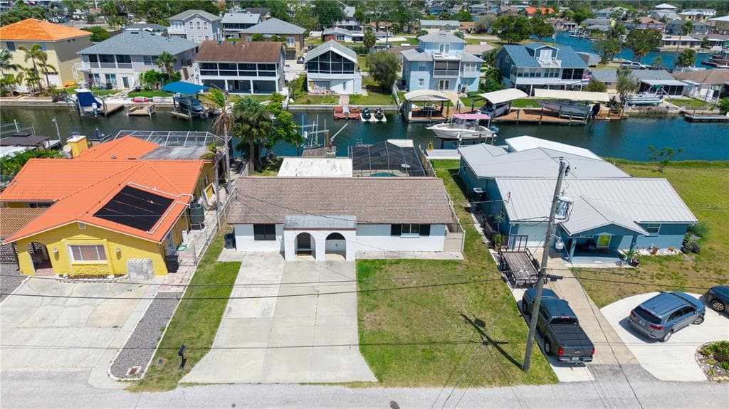 13912 DARLENE AVENUE photo 1