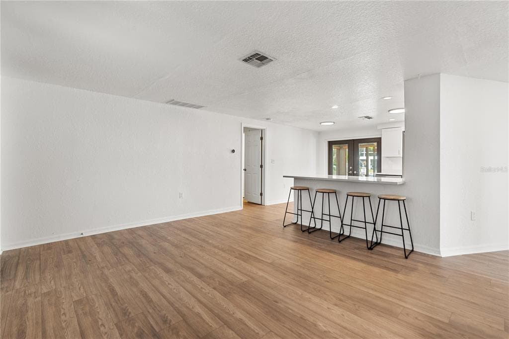 13912 DARLENE AVENUE photo 8