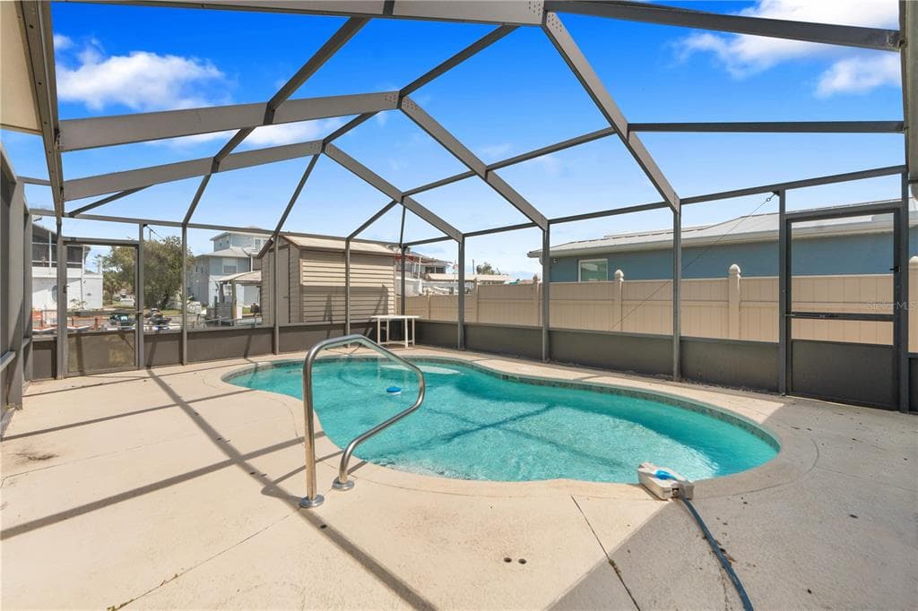 13912 DARLENE AVENUE photo 25