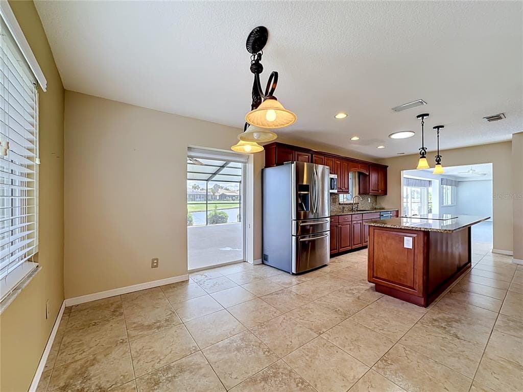 2007 WEDGE COURT photo 19