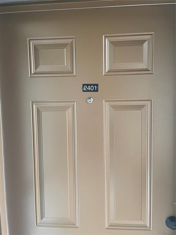 706 115TH 2401 photo 1