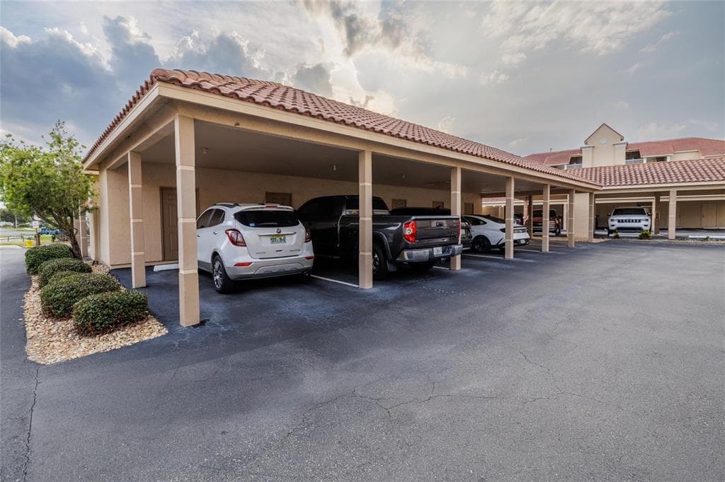 434 BOUCHELLE DRIVE #203 5