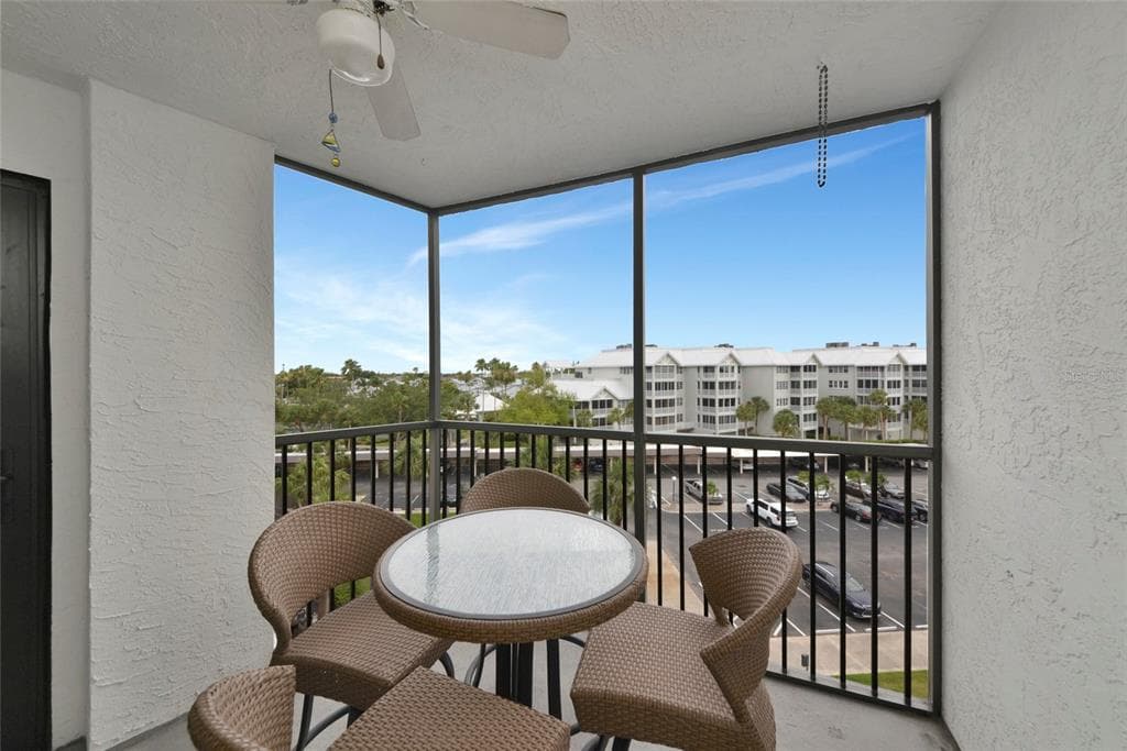 5855 MIDNIGHT PASS ROAD 514 photo 17
