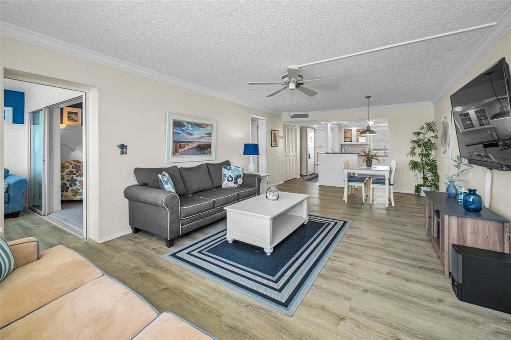 4525 COVE CIRCLE 1207 photo 18