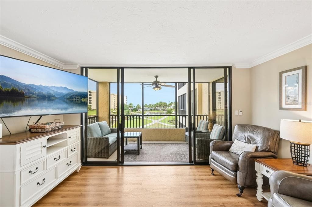 5760 MIDNIGHT PASS ROAD #209D photo 20