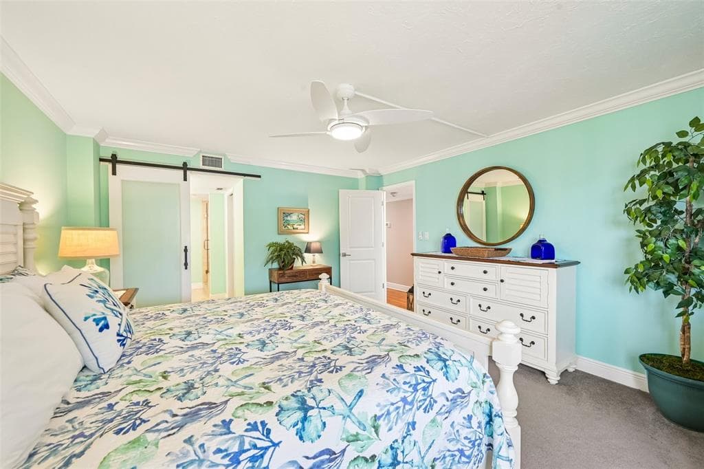 5760 MIDNIGHT PASS ROAD #209D photo 24