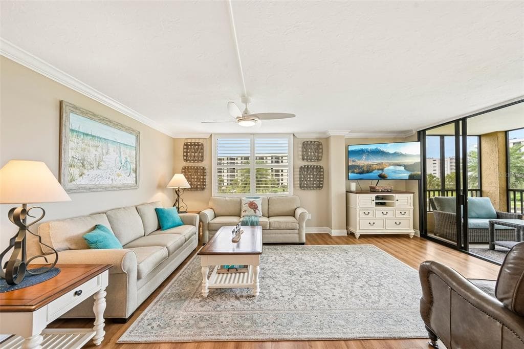 5760 MIDNIGHT PASS ROAD #209D photo 18