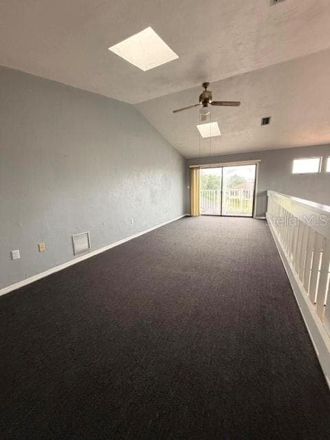 7 CLEE CT photo 12