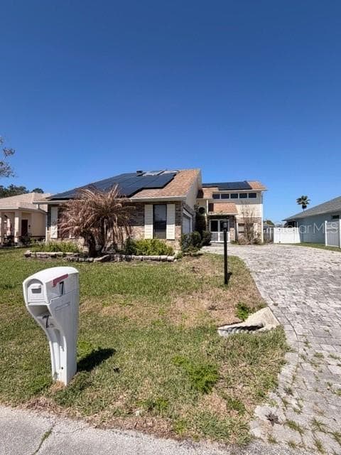 7 CLEE CT photo 1