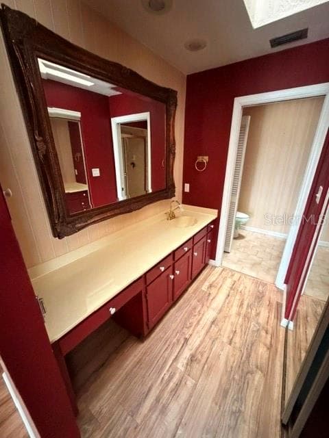 7 CLEE CT photo 10