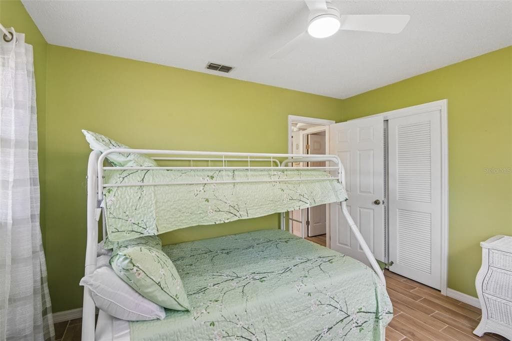 8212 HAYWARD LANE photo 20