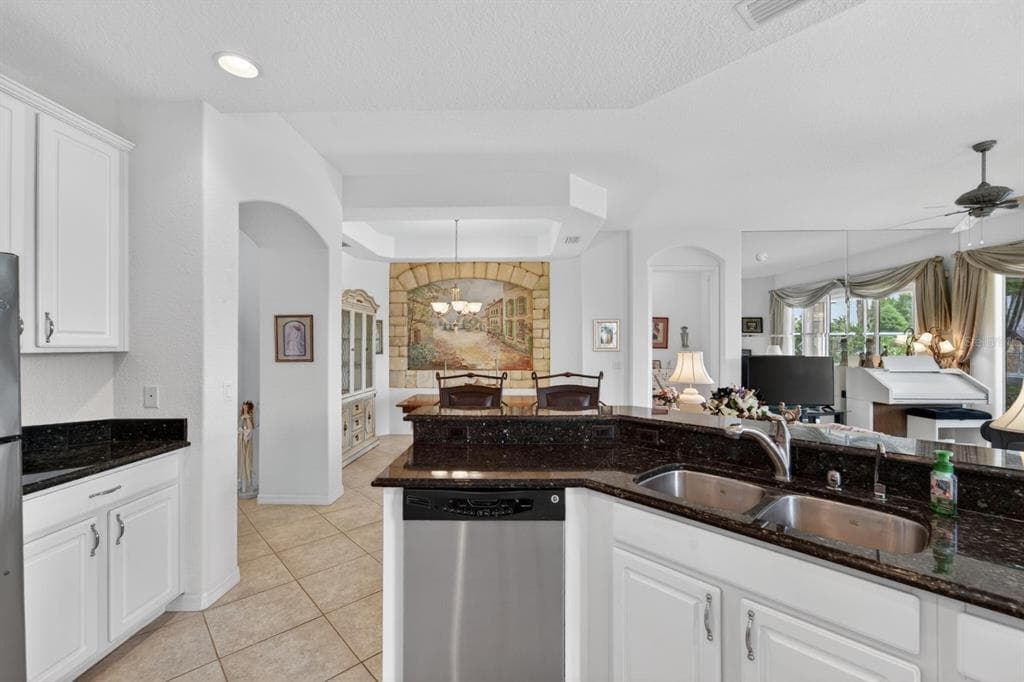 1364 EMERALD DUNES DRIVE photo 12