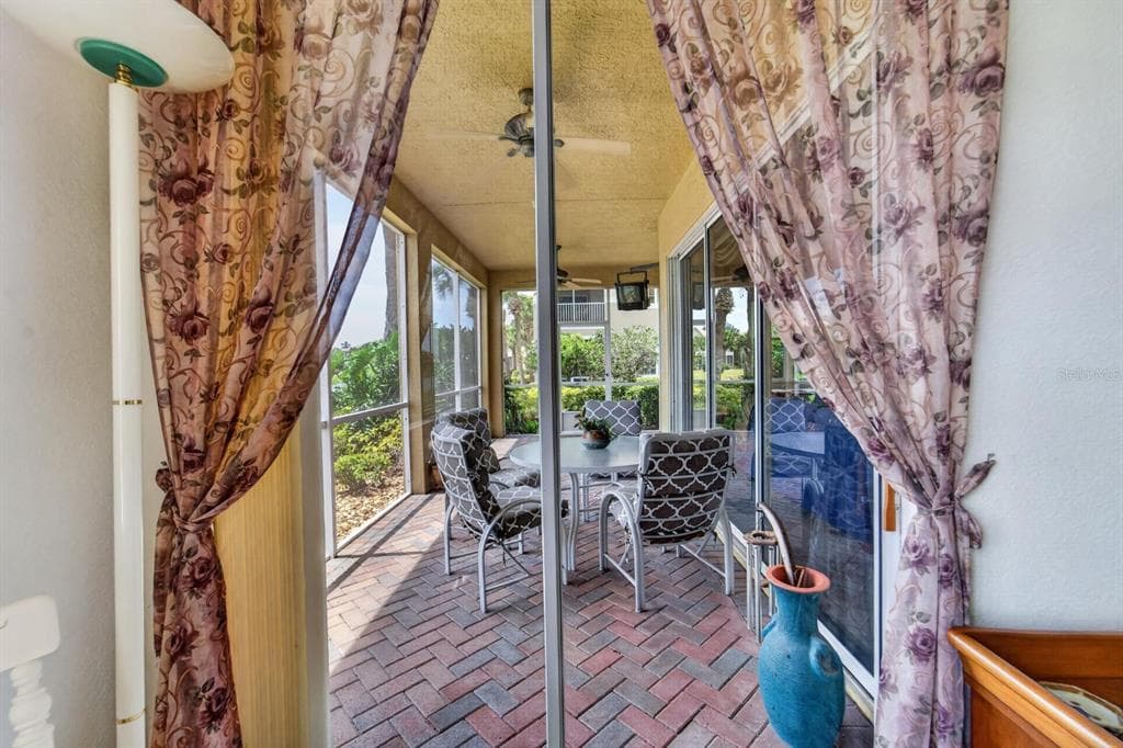 1364 EMERALD DUNES DRIVE photo 24
