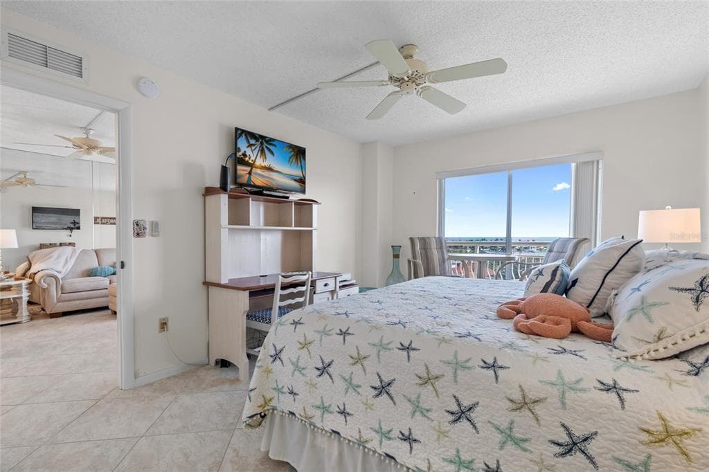 4900 BRITTANY DRIVE S 808 photo 13