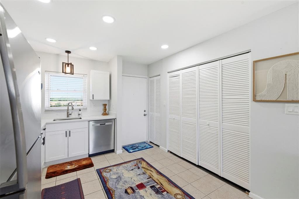 4939 FLORAMAR TERRACE 501 photo 12