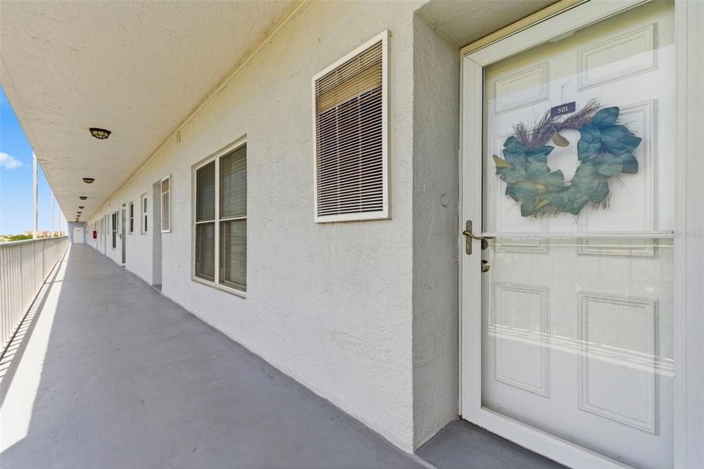 4939 FLORAMAR TERRACE 501 photo 7