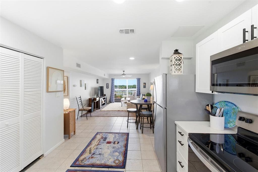 4939 FLORAMAR TERRACE 501 photo 10