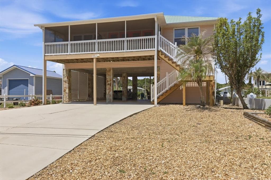 2882 N COMANCHE POINT photo 1