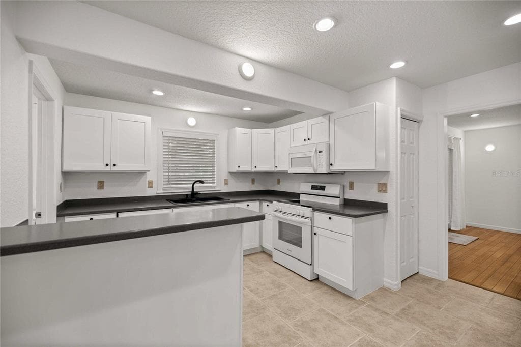 46 MAGNOLIA AVENUE photo 24