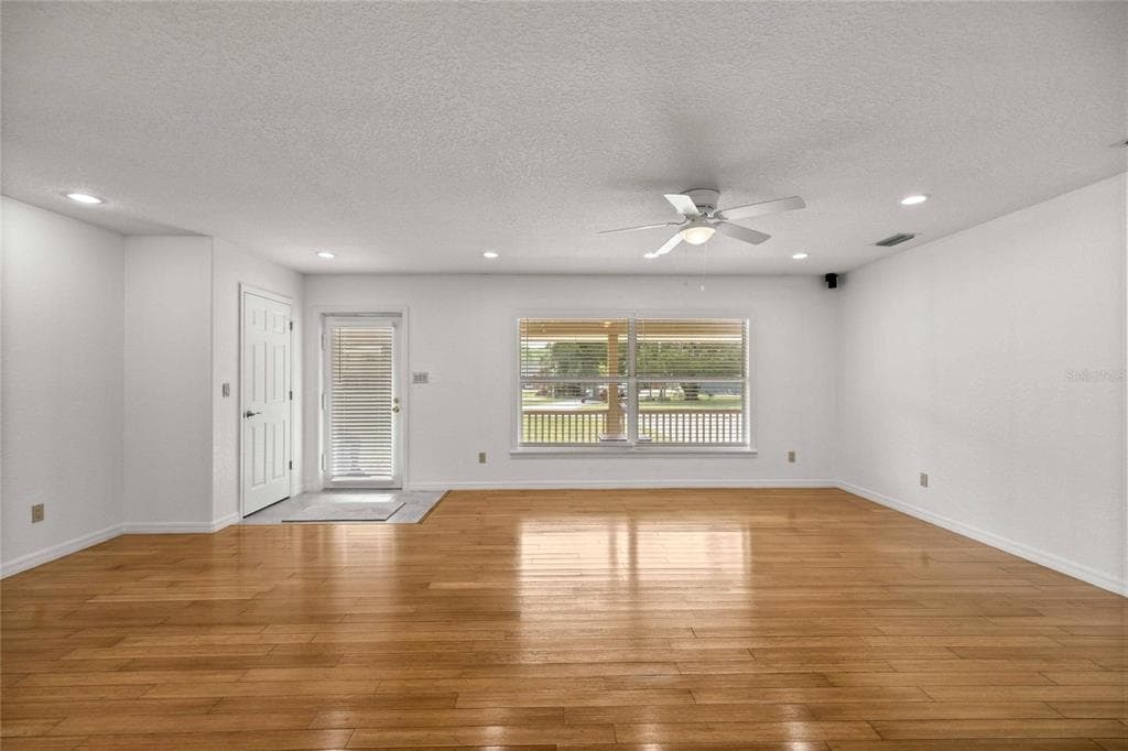 46 MAGNOLIA AVENUE photo 21