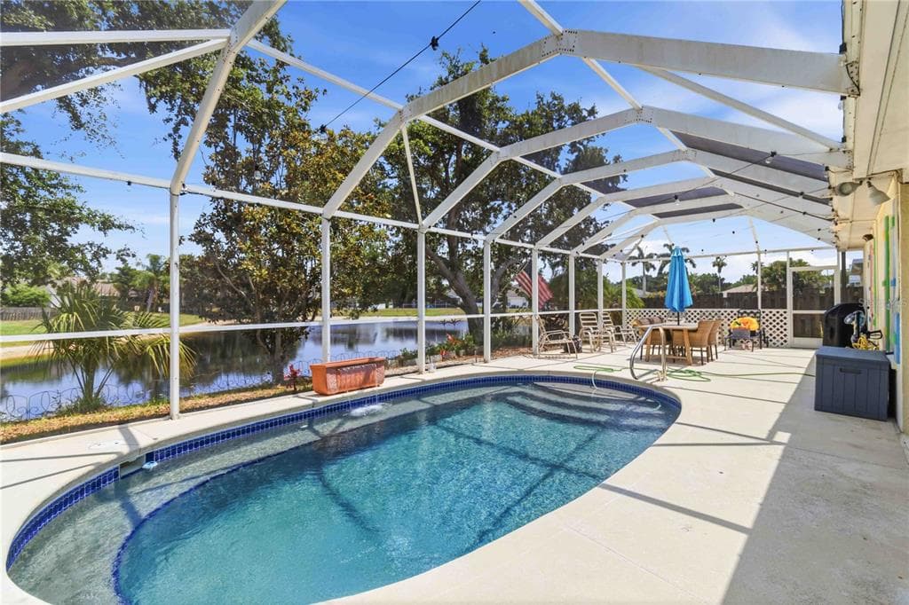 11744 SHIRBURN CIRCLE photo 3