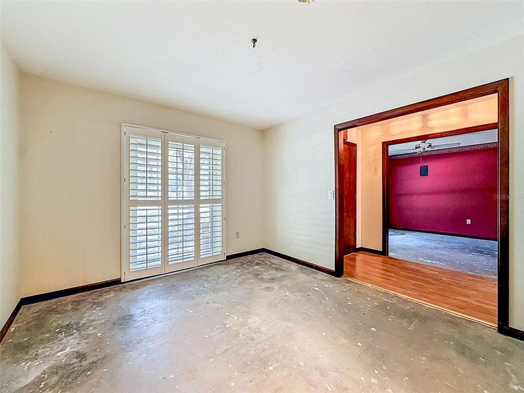 18202 OAKDALE RD photo 20