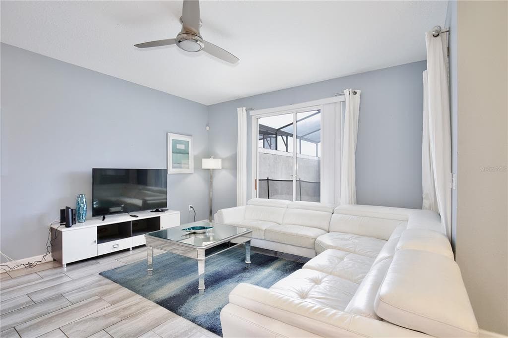 4887 ROMEO CIRCLE photo 7